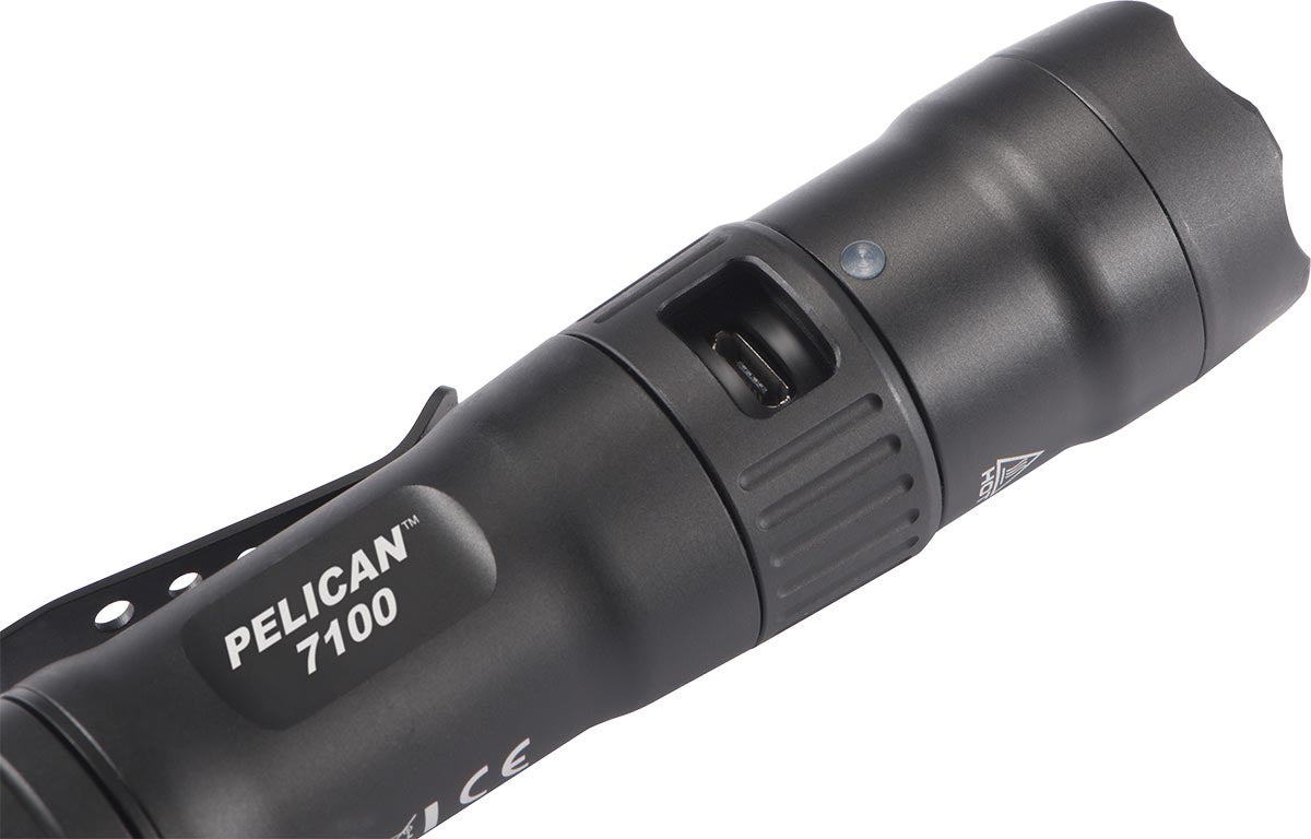 7100 Tactical Flashlight