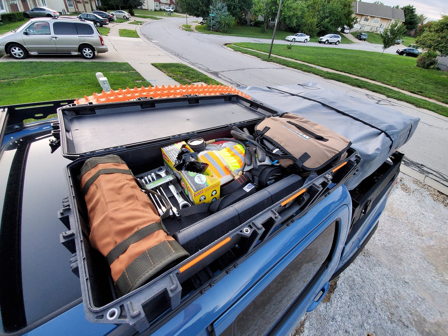 Pelican Vault 800 Double Rifle / Utility Case - with Foam